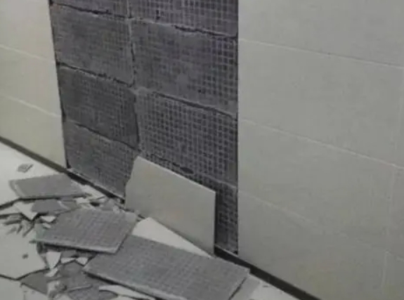 黄岛瓷砖空鼓维修公司分享下黄岛墙砖松动维修的知识